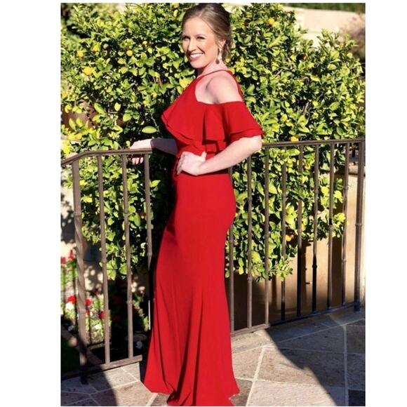 Badgley Mischka Crossover Ruffle Gown 8 Red Cold Shoulder Formal Maxi - Picture 4 of 9